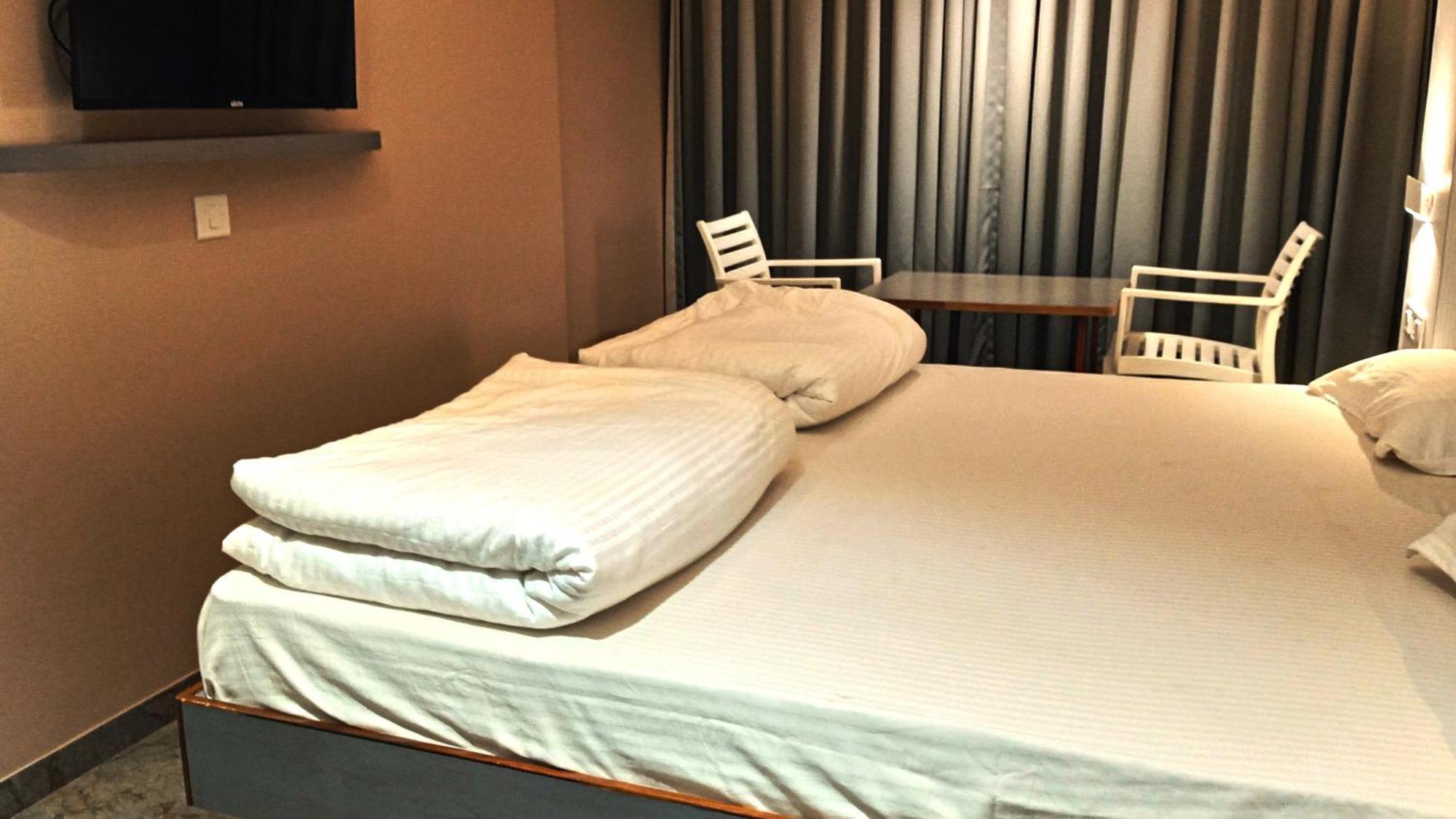 Hotel Ramniwas Jalgaon Buitenkant foto